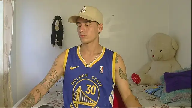 kilyan wow online show from 11-18-25, 10:02