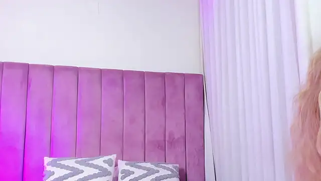 Snapshot of Valentino_moretti chatting on 03-30-26, 11:55 Valentino moretti online show from 03-30-26, 11:55