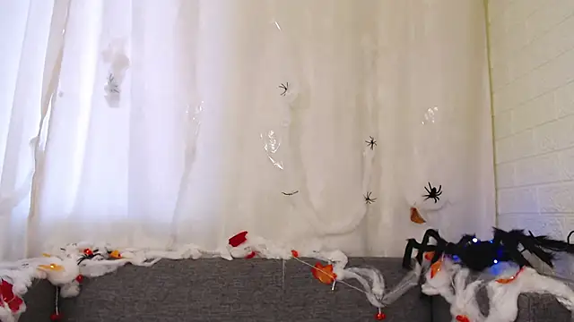 Sansa Dream online show from 10-28-25, 08:24