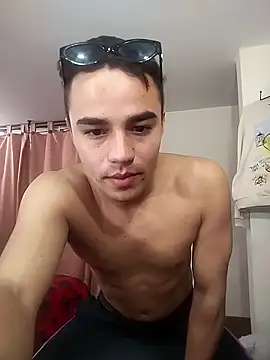 Snapshot of ElProhibido_ chatting on 11-15-25, 05:06 ElProhibido online show from 11-15-25, 05:06