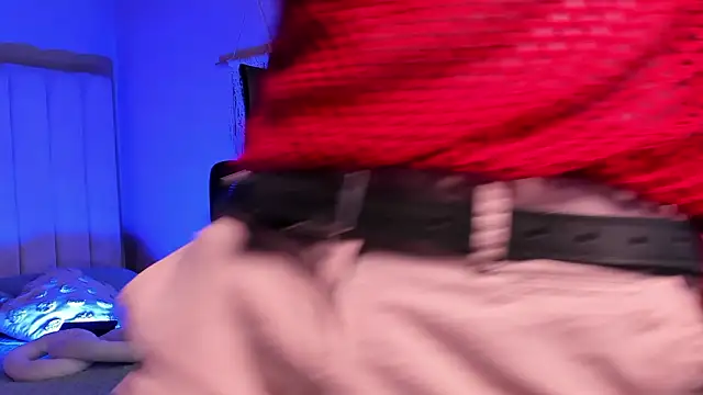 Snapshot of Seab_trooy chatting on 02-14-26, 03:51 Seab trooy online show from 02-14-26, 03:51