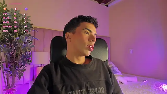 Seab trooy online show from 12-19-25, 03:43