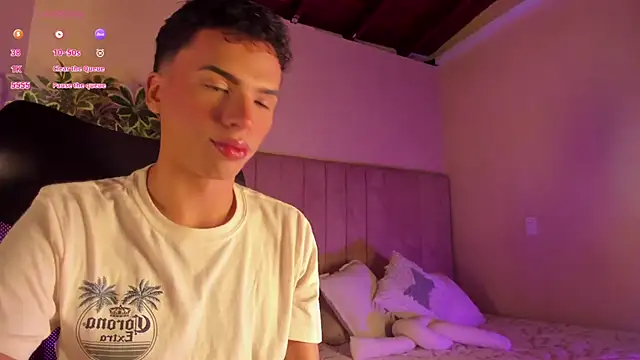 Snapshot of Seab_trooy chatting on 01-19-26, 01:09 Seab trooy online show from 01-19-26, 01:09