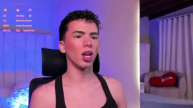 Snapshot of Seab_trooy chatting on 03-03-26, 09:05 Seab trooy online show from 03-03-26, 09:05