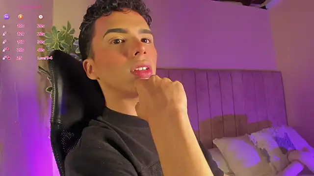 Seab trooy online show from 12-20-25, 04:26