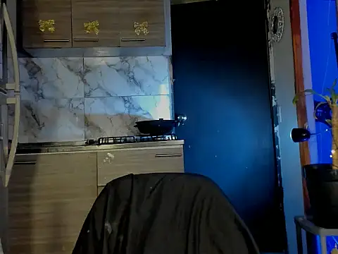 aprille15 online show from 04-19-26, 12:11