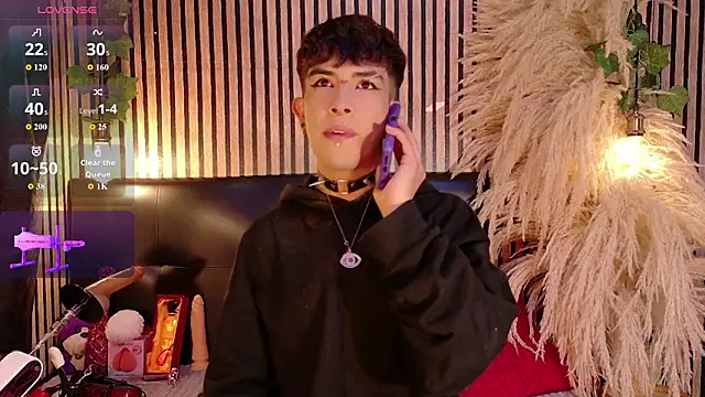 Angeldust19 online show from 03-25-26, 02:55