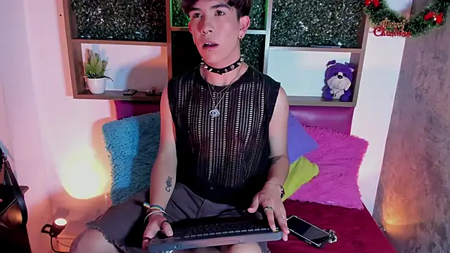 Angeldust19 online show from 11-23-25, 04:00