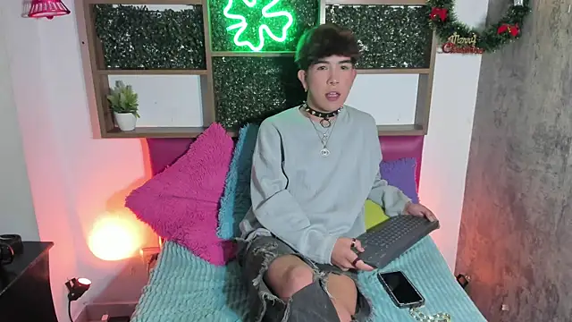 Angeldust19 online show from 11-21-25, 04:00