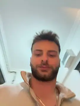 Snapshot of atesturky chatting on 02-28-26, 08:41 atesturky online show from 02-28-26, 08:41