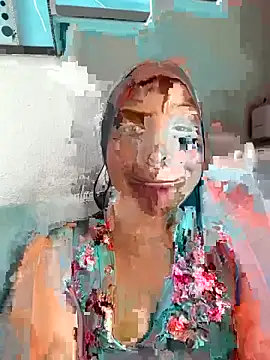 Lianna Smith  online show from 12-19-25, 03:14