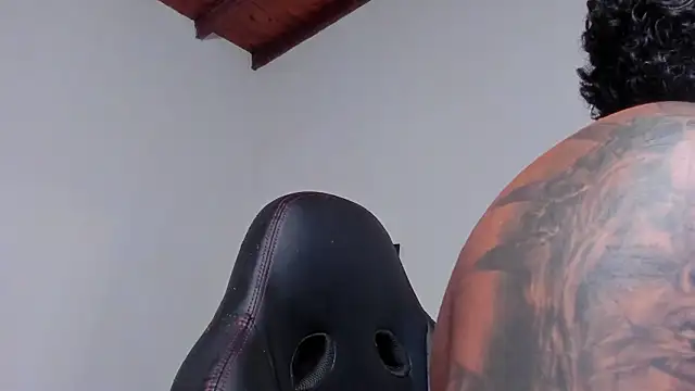 LuigiVitale 1 online show from 03-14-26, 01:11