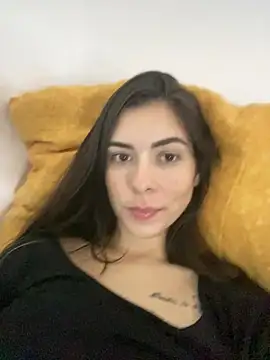 Snapshot of fer-nanda chatting on 05-29-26, 04:07 fer-nanda online show from 05-29-26, 04:07