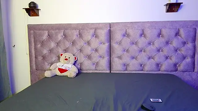 Snapshot of DanielaGarcia_SM chatting on 03-12-26, 04:40 DanielaGarcia SM online show from 03-12-26, 04:40