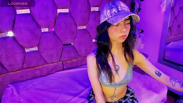 Snapshot of _Ivy_Luna chatting on 06-01-26, 10:20 Ivy Luna online show from 06-01-26, 10:20