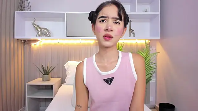Snapshot of angelaG1 chatting on 04-29-26, 04:16 angelaG1 online show from 04-29-26, 04:16