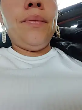 Rouse hot  online show from 06-25-26, 01:38