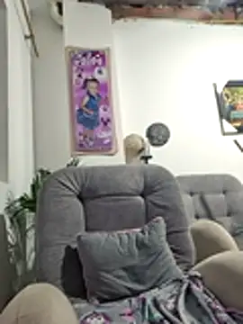 Rouse hot  online show from 01-10-26, 06:09