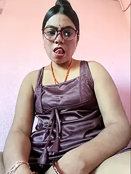 Snapshot of Jankisinghji chatting on 02-12-26, 09:42 Jankisinghji online show from 02-12-26, 09:42