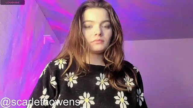 scarlethowens1 online show from 11-23-25, 06:56