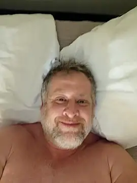 Snapshot of Mikey40wv chatting on 02-27-26, 04:45 Mikey40wv online show from 02-27-26, 04:45