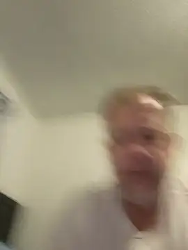 Snapshot of Mikey40wv chatting on 02-10-26, 01:37 Mikey40wv online show from 02-10-26, 01:37