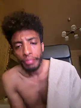 Snapshot of Omariaman chatting on 05-24-26, 01:22 Omariaman online show from 05-24-26, 01:22