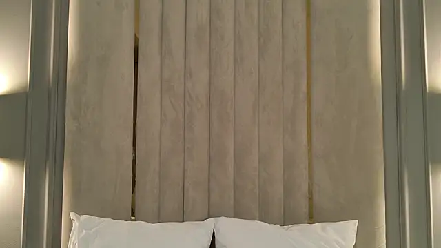 Snapshot of RileyHeaven chatting on 05-12-26, 06:25 RileyHeaven online show from 05-12-26, 06:25