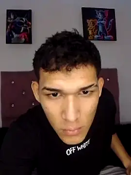 Luigi cumming1 online show from 11-19-25, 06:13