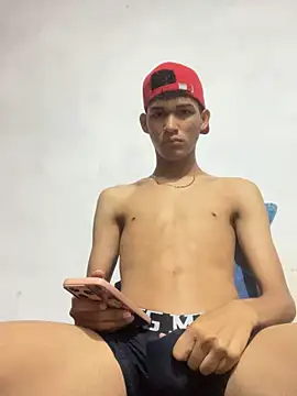 Luigi cumming1 online show from 03-26-26, 11:30