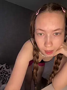 Holy Poly online show from 03-05-26, 05:37