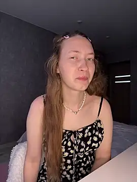 Holy Poly online show from 02-06-26, 07:48