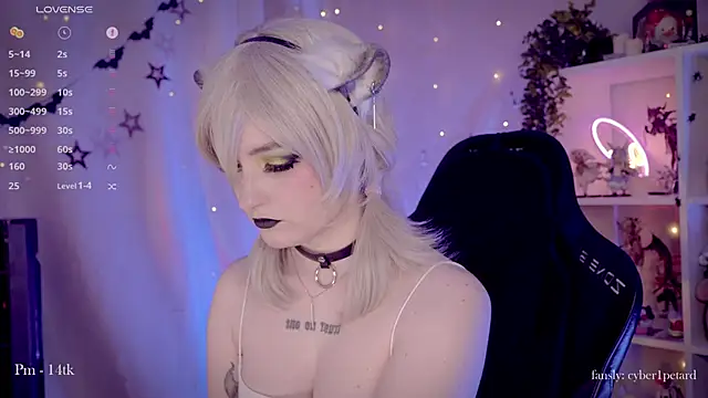 vronnier online show from 11-28-25, 02:50