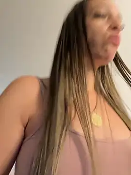 BelleRune online show from 09-22-25, 10:54