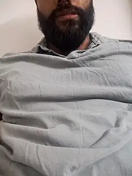 frolicme456 online show from 01-06-26, 02:54