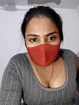 Snapshot of Red_Love_1 chatting on 01-08-26, 05:30 Red Love 1 online show from 01-08-26, 05:30