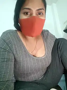 Snapshot of Red_Love_1 chatting on 01-07-26, 06:13 Red Love 1 online show from 01-07-26, 06:13