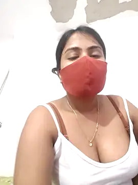 Snapshot of Red_Love_1 chatting on 03-25-26, 08:14 Red Love 1 online show from 03-25-26, 08:14