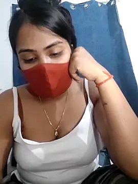 Snapshot of Red_Love_1 chatting on 03-16-26, 04:21 Red Love 1 online show from 03-16-26, 04:21