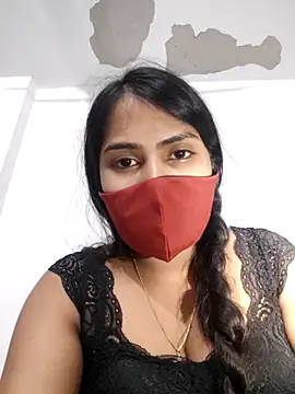 Snapshot of Red_Love_1 chatting on 12-17-25, 06:57 Red Love 1 online show from 12-17-25, 06:57