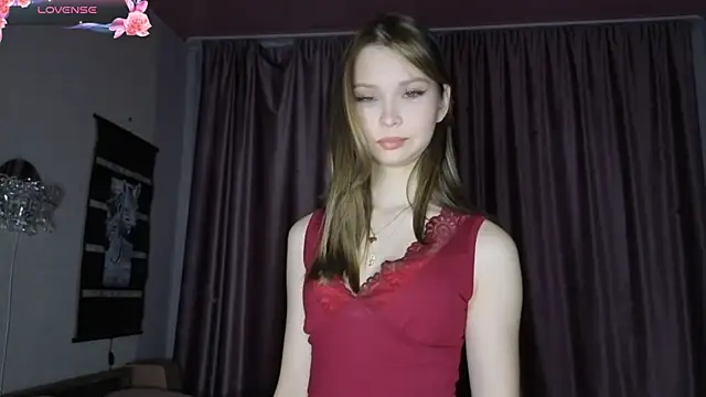 EmmaJonse online show from 12-22-25, 01:06