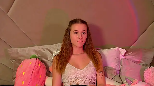 KristinaBellini online show from 11-26-25, 01:44