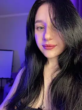 Snapshot of Ms_Lovergirl chatting on 11-15-25, 05:11 Ms Lovergirl online show from 11-15-25, 05:11