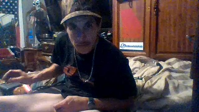 Snapshot of dickencidr chatting on 05-12-26, 03:58 dickencidr online show from 05-12-26, 03:58