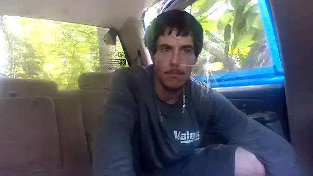 Snapshot of dickencidr chatting on 06-09-26, 05:36 dickencidr online show from 06-09-26, 05:36