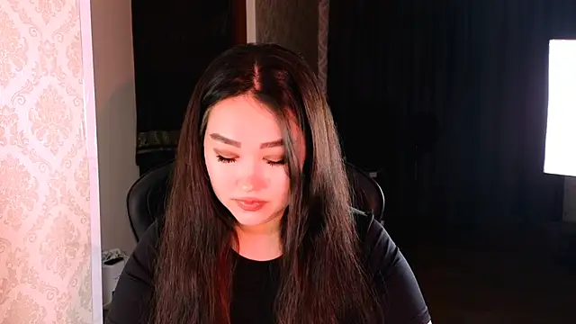 Emma Uilson online show from 11-29-25, 09:59