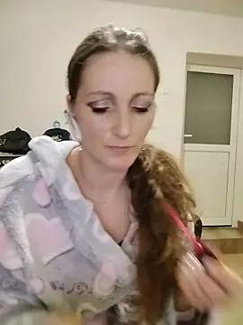 CrazyMaya39 online show from 04-16-26, 09:37