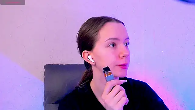 BellaVelure6767 online show from 04-15-26, 02:39