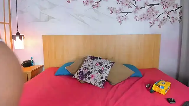 Laura Torress online show from 03-26-26, 03:05