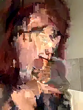 Snapshot of Blacktrinity chatting on 11-14-25, 03:05 Blacktrinity online show from 11-14-25, 03:05